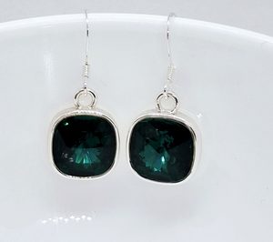 Products: Emerald Green 10mm Swarovski Crystal Cushion Earrings – Wendi Lindsay Jewellery