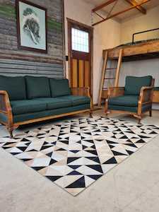 Home: Natural leather rug