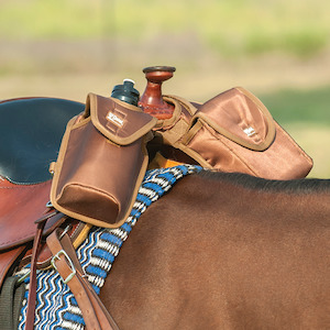 Cashel: Cashel Horn Saddle Bag Bottle and Lunch Holder