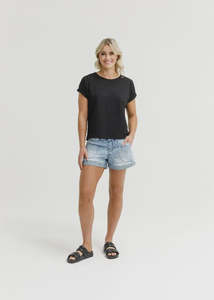 Home Lee: Homelee - Jackie Tee