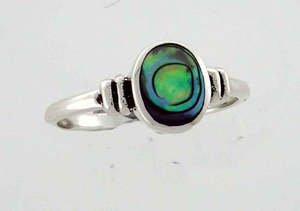 NZ Pāua Oval Sterling Silver Ring