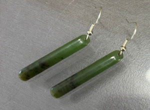 New Zealand Pounamu Roimata (Drop) Earrings 35mm