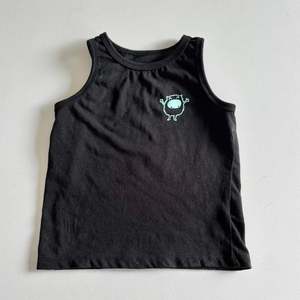$2 BASICS - Monster Singlet, Size 1