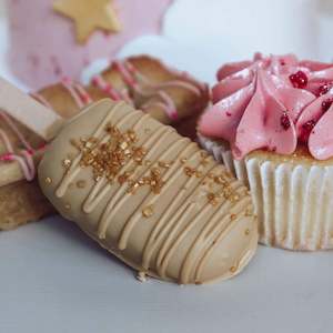 Sweet Treats: Cabinet Mixed Box - Double