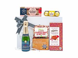 Gift Pack: Gift Pack: Champagne Celebration Gift Box