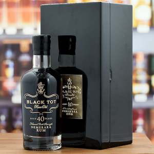 Black Tot Rum 40 years old 44.2%