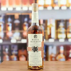Bourbon North American Whiskey: Basil Hayden's Kentucky Straight Bourbon 40%