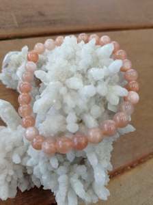 Jewellery: Sunstone 6mm Bracelet