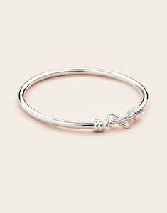 Bracelets: Trailblazer Elegant Eight Bangle