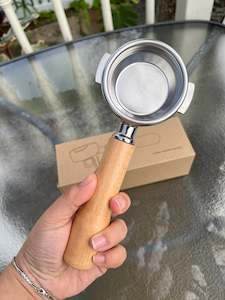 Portafilters: E61 Single Spout Coffee Portafilter 58MM with Basket and Wooden Handle