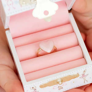 Jewellery: Lauren Hinkley | Pink Fantasia Ring