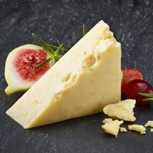 All Delicious Cheeses: Craggy Old Cheddar 4 Years.
