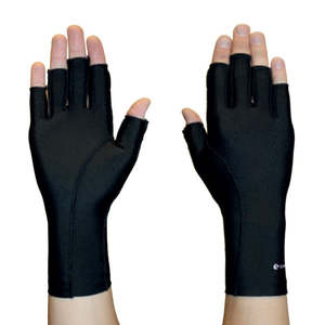 COMPRESSION GLOVE BLACK 3/4 FINGER - SINGLE