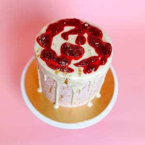 Express Cakes: White Choc Raspberry Cake