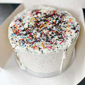 Cookies & Cream Cake