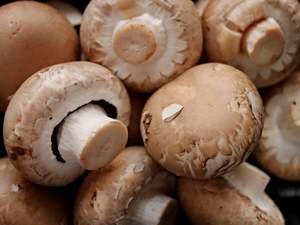 Fruit Veg: Organic Mushrooms - Swiss Brown PREPACK 250 g