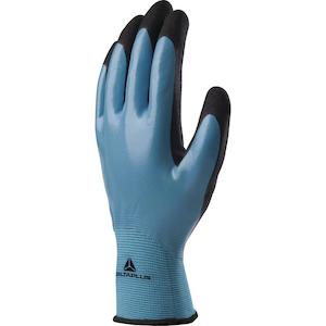 Gloves 1: DELTAPLUS Water proof foam Nitrile coated