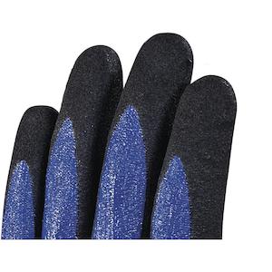 General Handling: DELTAPLUS Double Nitrile Coat Cut 5