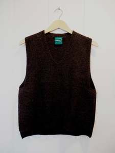 V-neck Vest - Woodsy