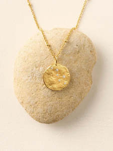 Face Masks: Agapeé - Lumoria necklace