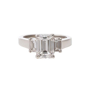 Diamond 2ct Central Stone Ring