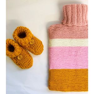Dishcloths: Winter Warmers Hottie & Slippers Knitting Pattern #109