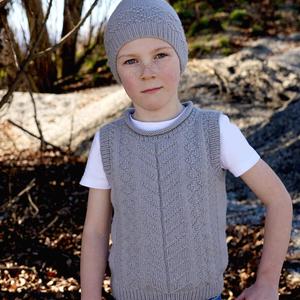 Lisafdesign: Bryn Vest & Hat Knitting Pattern (LF66)