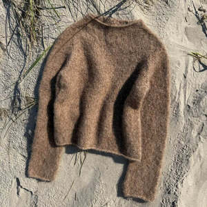 Ivy Sweater Knitting Pattern - PetiteKnit