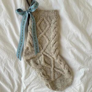December Christmas Stocking Knitting Pattern - PetiteKnit