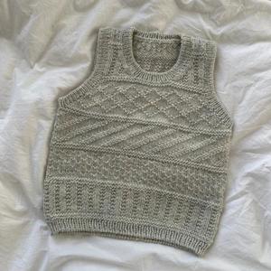 Storm Slipover Junior Knitting Pattern - PetiteKnit