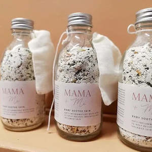 New Baby: Mama and Me Baby Soothe Soak
