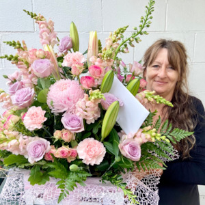 Floral Crate - Sweet Thoughts