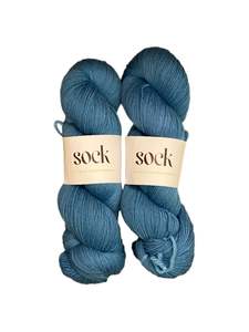 Dyed 100g Skeins: SOCK 4ply - bright blue