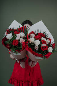 Luxe En Masse: Luxe Mixed Rose En Masse