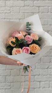 Flowers: SPECIAL! - Send Her Nudes