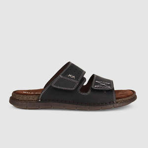 Mens Sandals: Reef Sandals Black