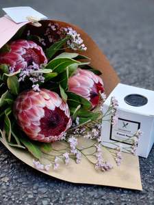 Protea Bouquet