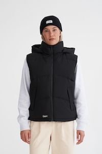 HUFFER WOMENS BLOCK DOWN VEST - BLACK
