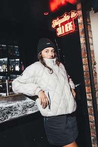 HUFFER WOMENS QUILTED LOFT JACKET - MOONROCK