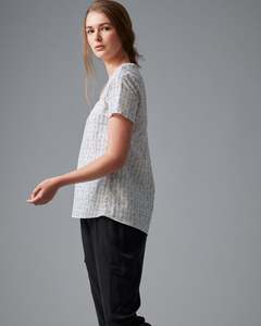 Womens: COTTON V PLEAT BACK TOP