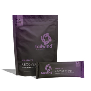 Nutrition Hydration: TAILWIND RECOVERY MIX / CHOCOLATE