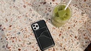 Gift Edit: The Scalloped Iphone Cover