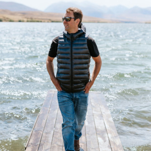 Men: CJ - Men's 90/10 Packable Down Vest || Slate
