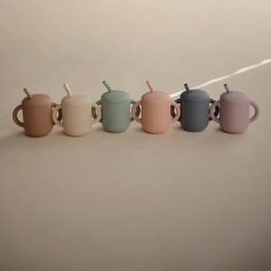 Mushie: Silicone Straw Cup