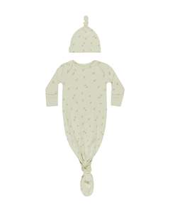 Knotted Baby Gown + Hat Set || Apples