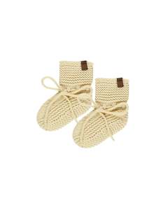 Quincy Mae: Knit Booties || Yellow