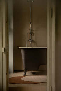 Rugs: PEBBLE RUG-Small-Chestnut