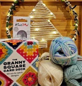 8 Ply: Granny Square Crochet Kit