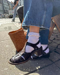 Sock Yarn: Ruffle Socks - Petite Knit (Woman)