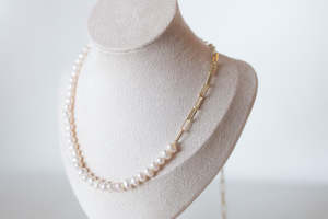 Willow Luxe: Sienna Pearl Necklace